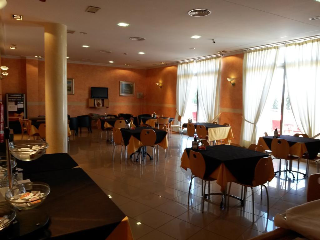 Hotel La Torre Los Montesinos Eksteriør billede